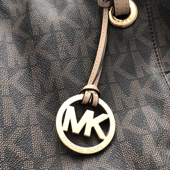 Like-new Michael Kors tote bag - Picture 6 of 6